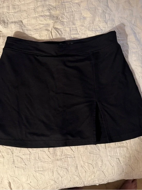 Urban Outfitters Black Mini Skirt with Front Slit - Picture 2 of 4